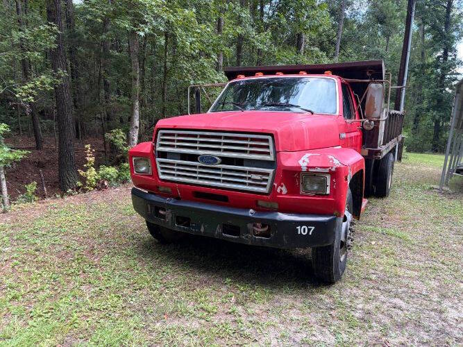 Ford-F-800-1985-Red