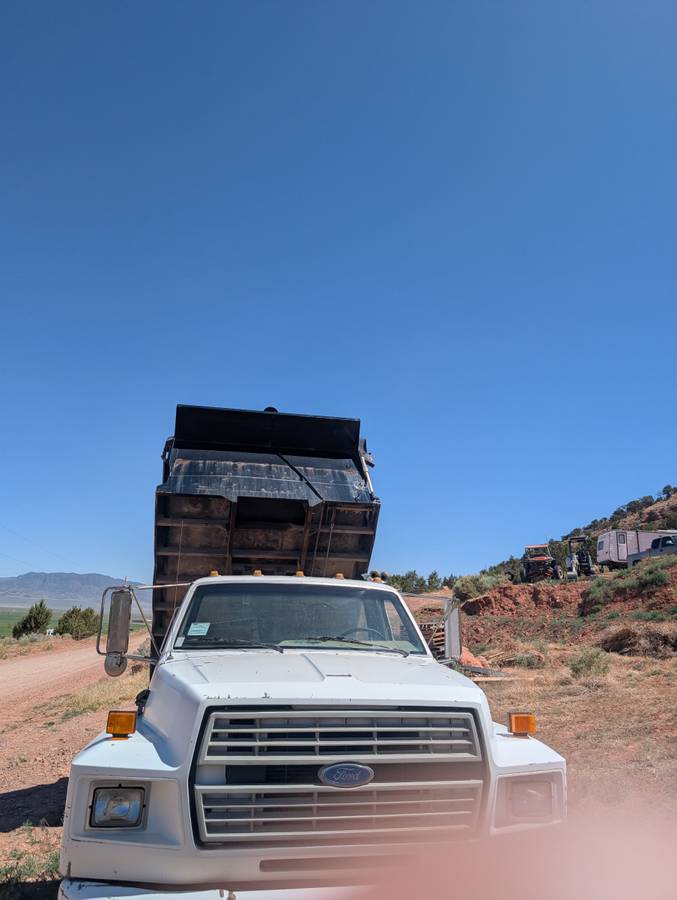 Ford-F-800-wdiesel-option-1994-white