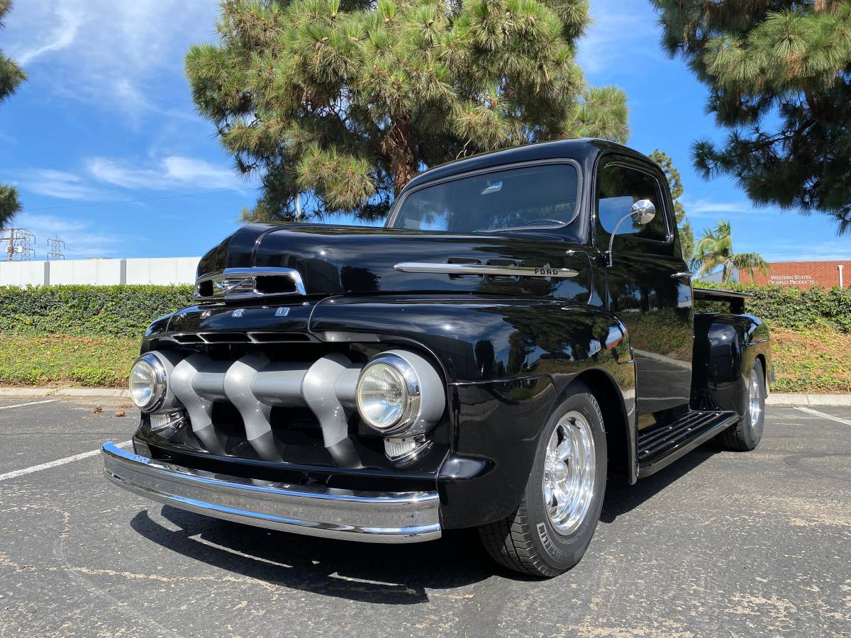 Ford-F1-1951-black