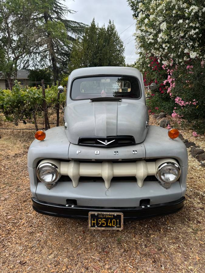 Ford-F100-1952-grey