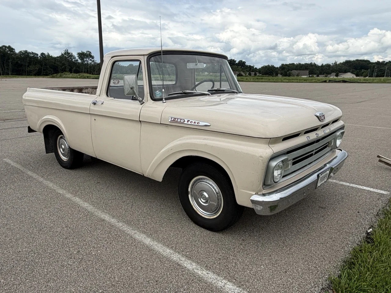 Ford-F100-2wd-regular-cab-1962-Beige-Tan