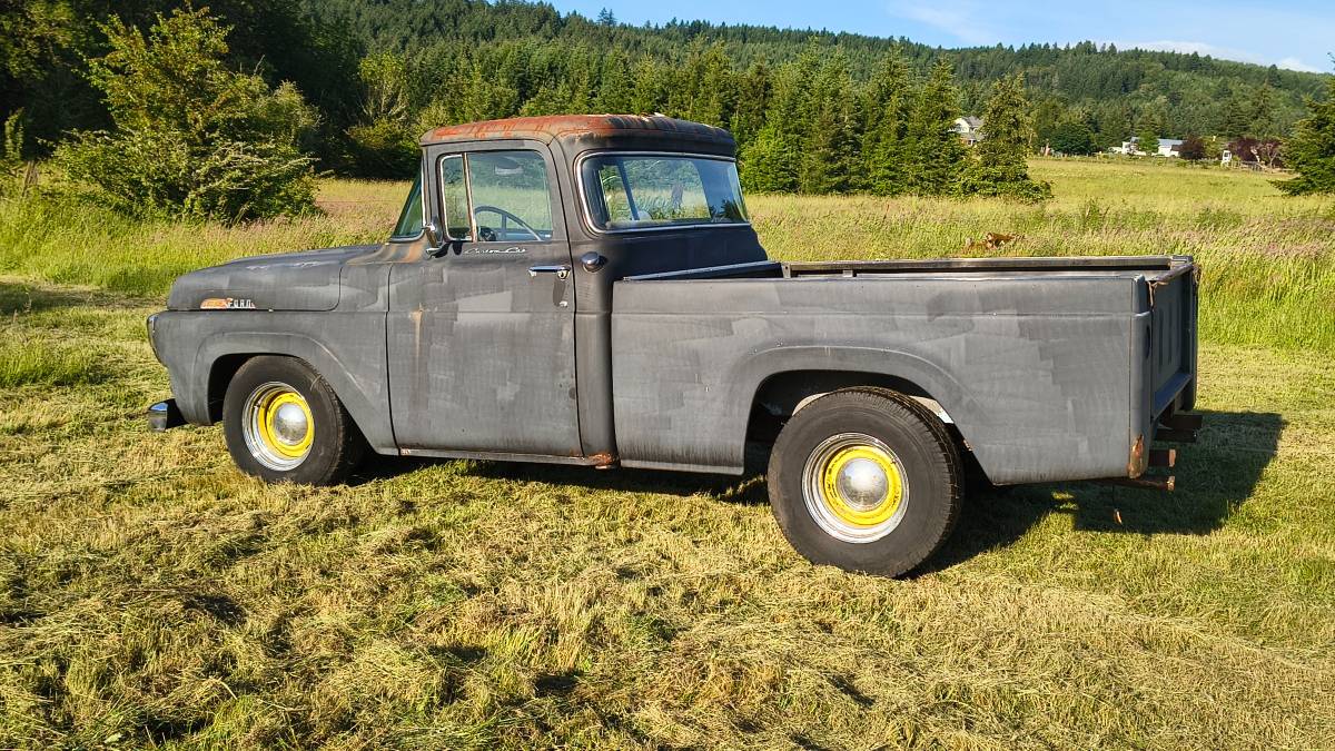 Ford-F100-pickup-1957