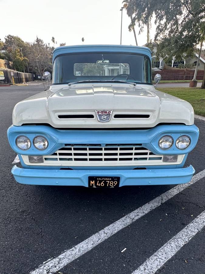 Ford-F100-pickup-1960