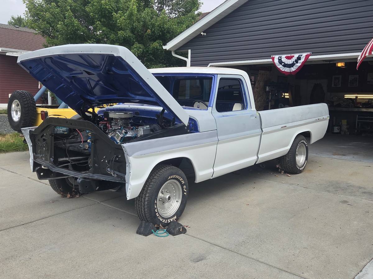 Ford-F100-pickup-1972