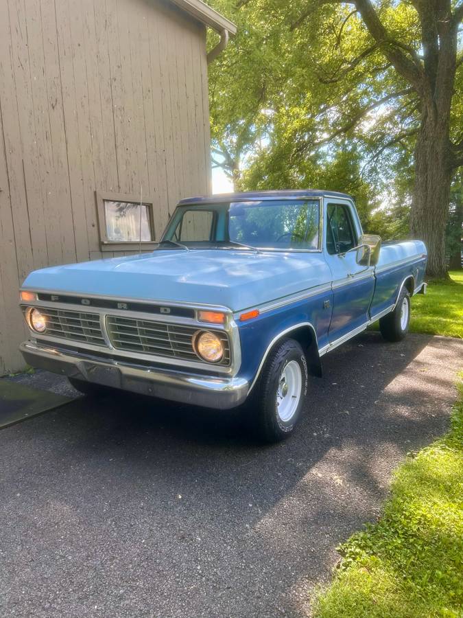 Ford-F100-pickup-1973-blue