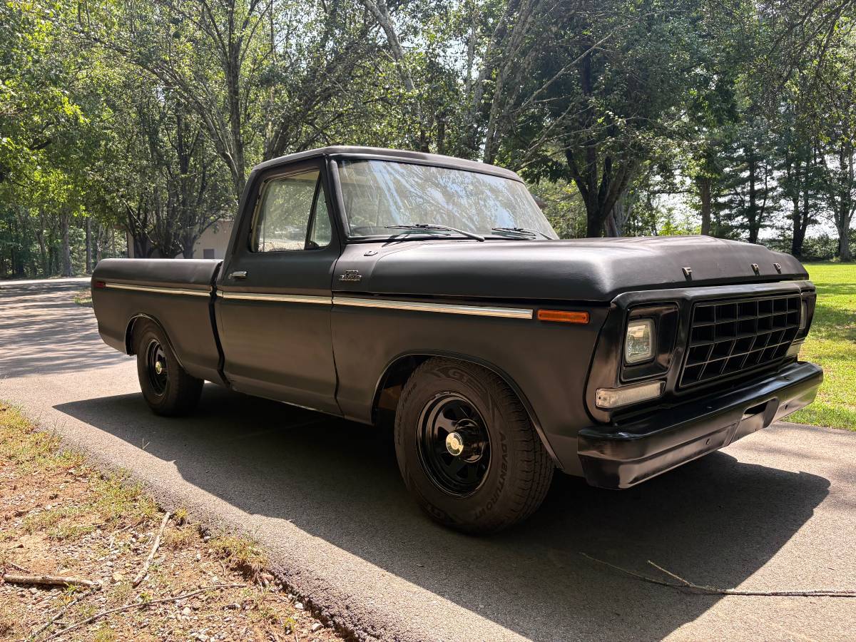 Ford-F100-pickup-1979