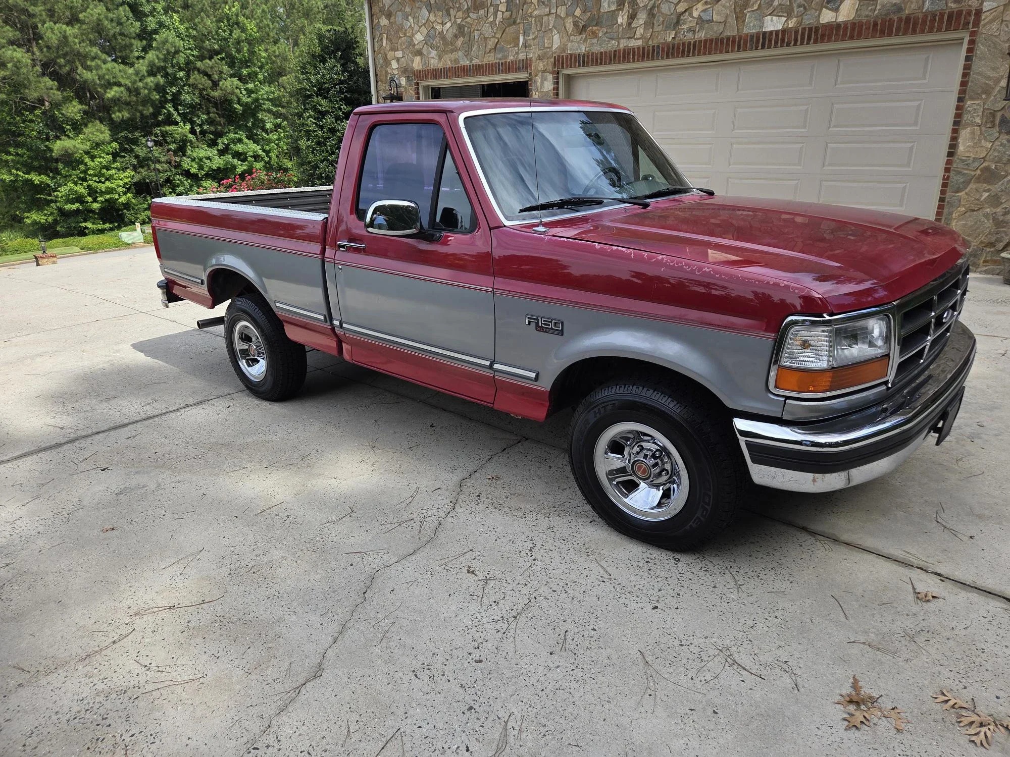 Ford-F150-2wd-regular-cab-xl-1994-Red-Gray