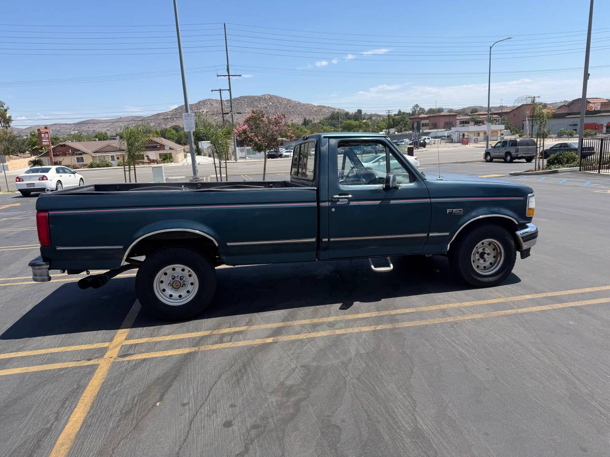 Ford-F150-v8-5.0-l-xlt-fully-loaded-fuel-inje-1995