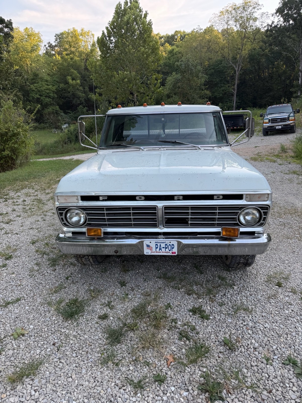 Ford-F250-1975-Pickup