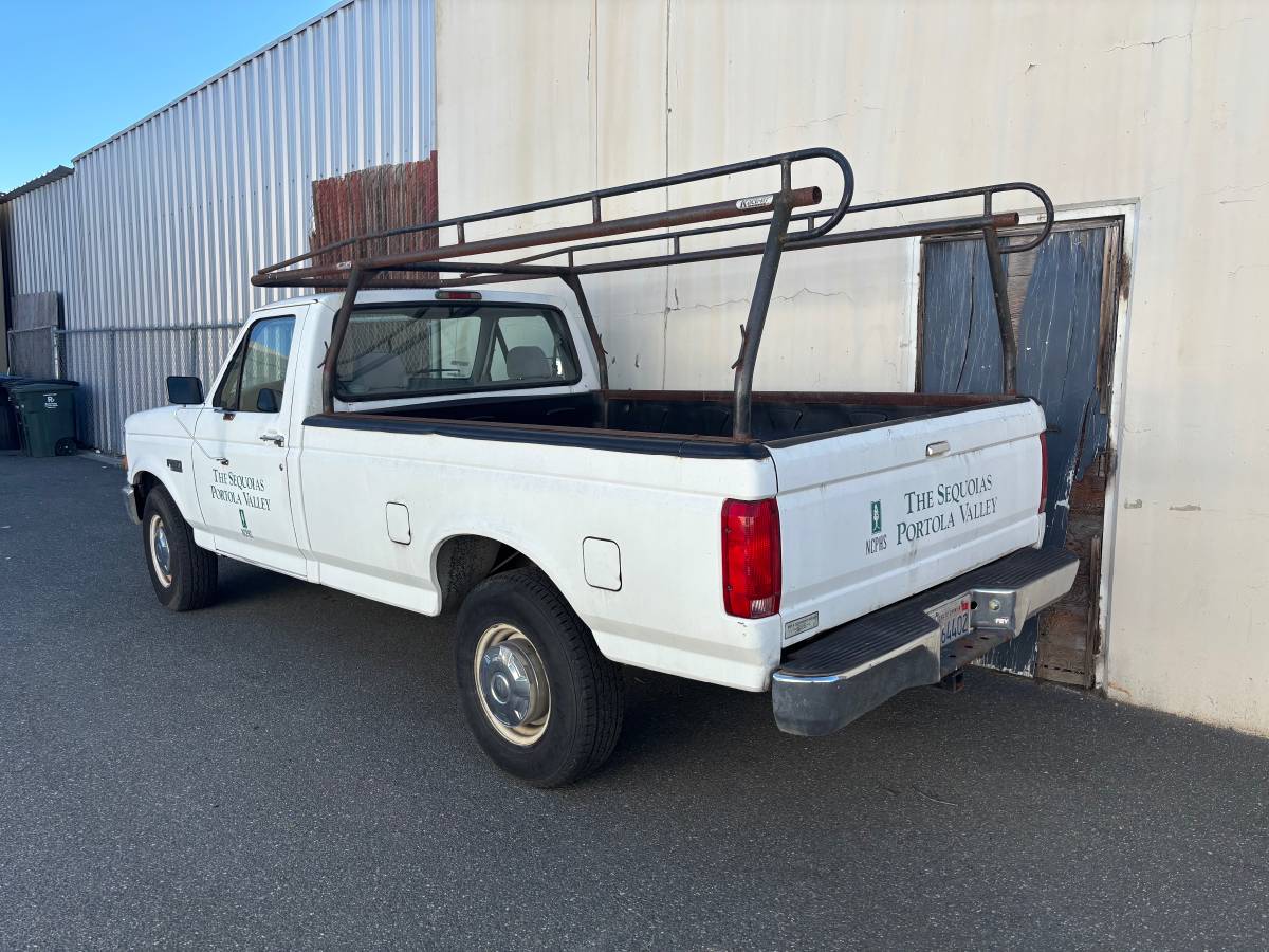 Ford-F250-1994-White