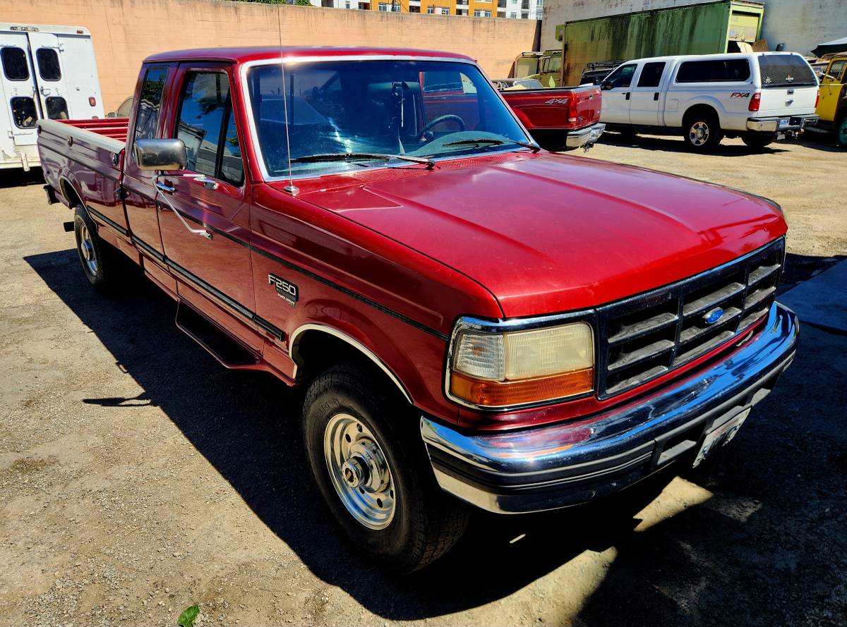 Ford-F250-1996-red
