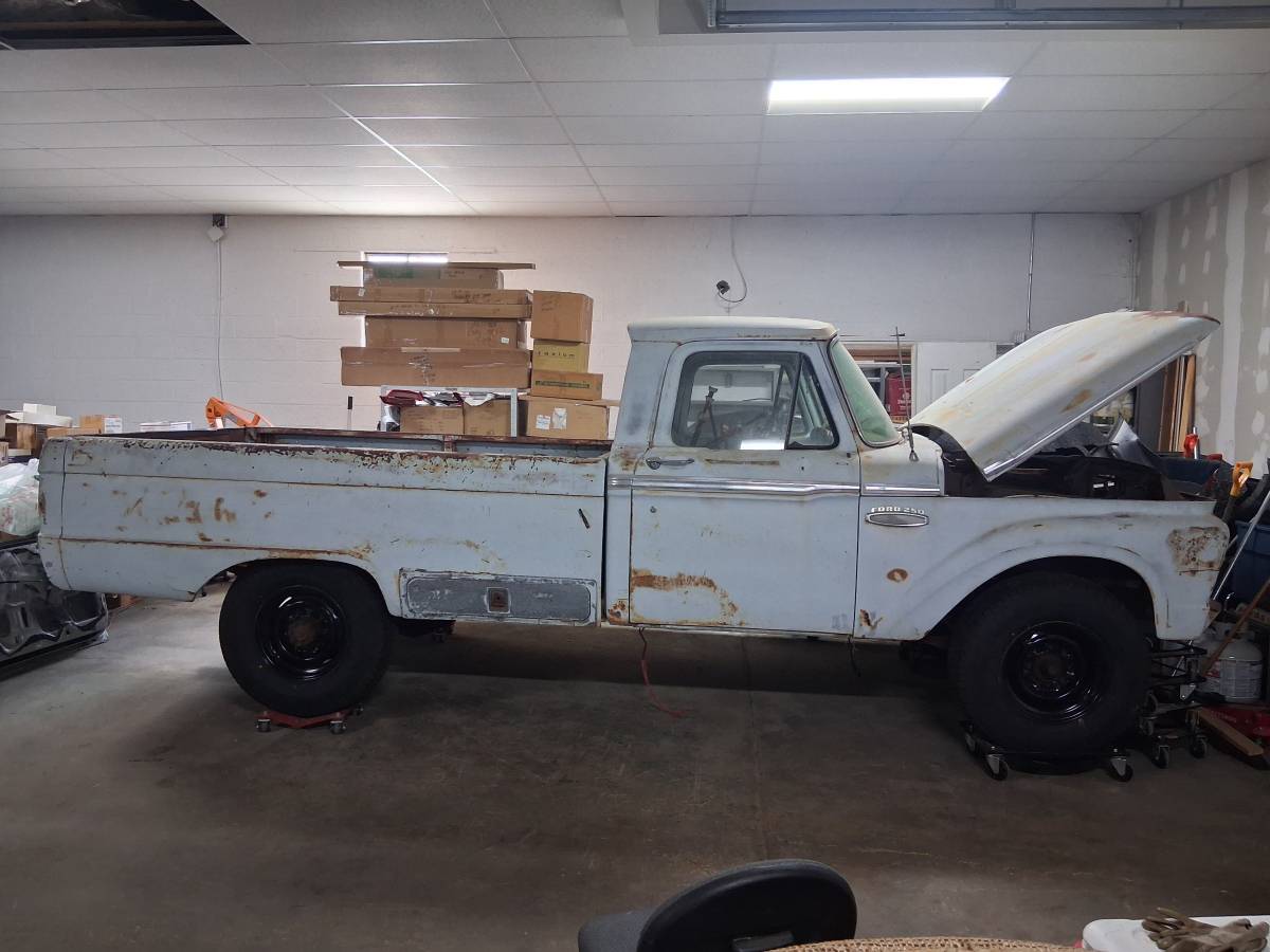Ford-F250-camper-special-1965-blue