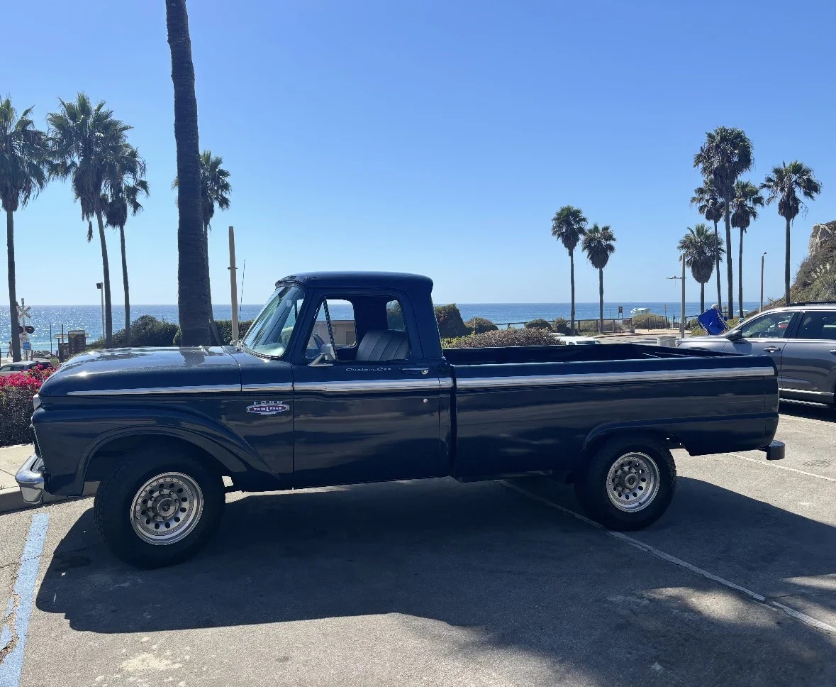 Ford-F250-camper-special-1966-Custom-Custom