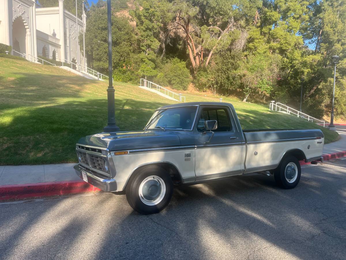 Ford-F250-ranger-1974-Green