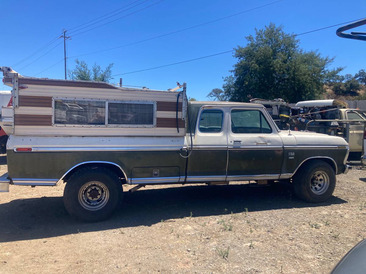 Ford-F250-super-duty-1976