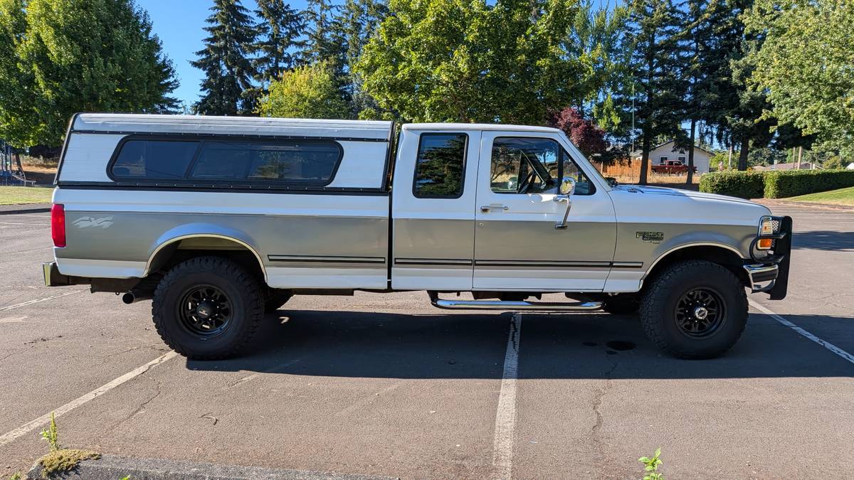 Ford-F250-super-duty-super-cab-1996-white