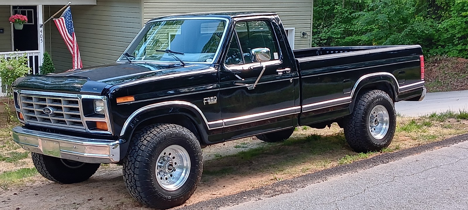 Ford-F250-xlt-1984-Standard-Cab-Pickup-Gray