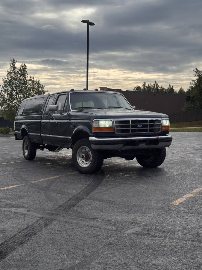 Ford-F250-xlt-4x4-diesel-1995-green