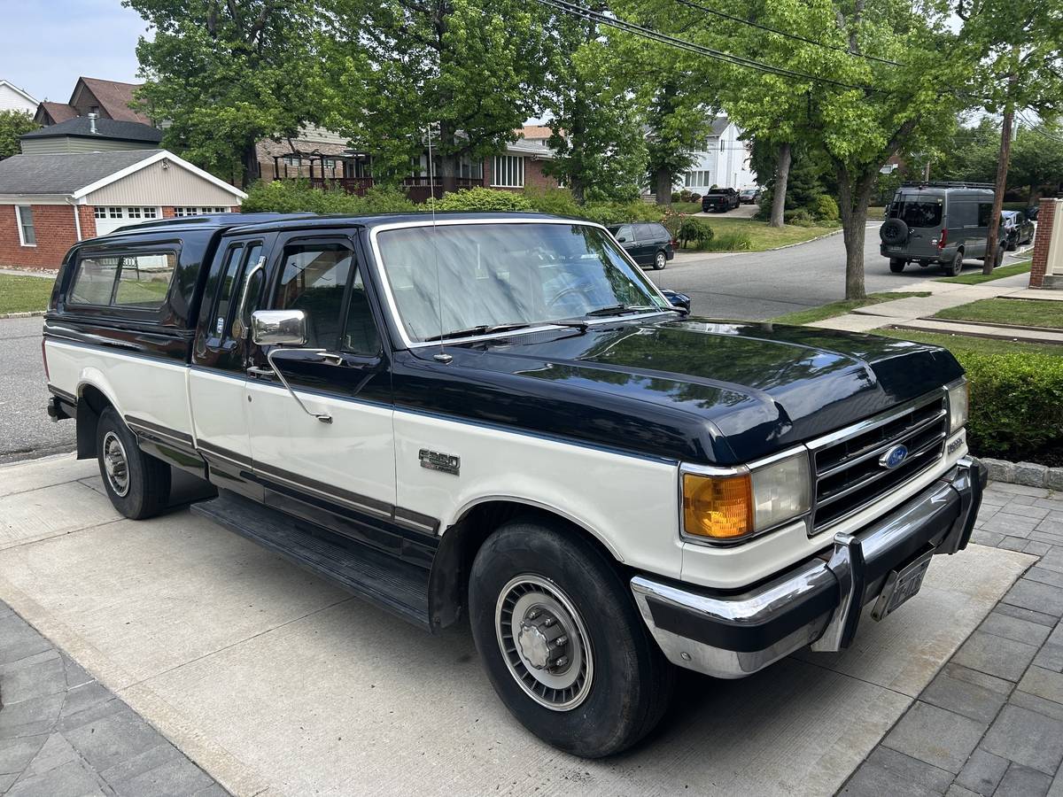 Ford-F250-xlt-lariat-diesel-super-cab-1991-blue