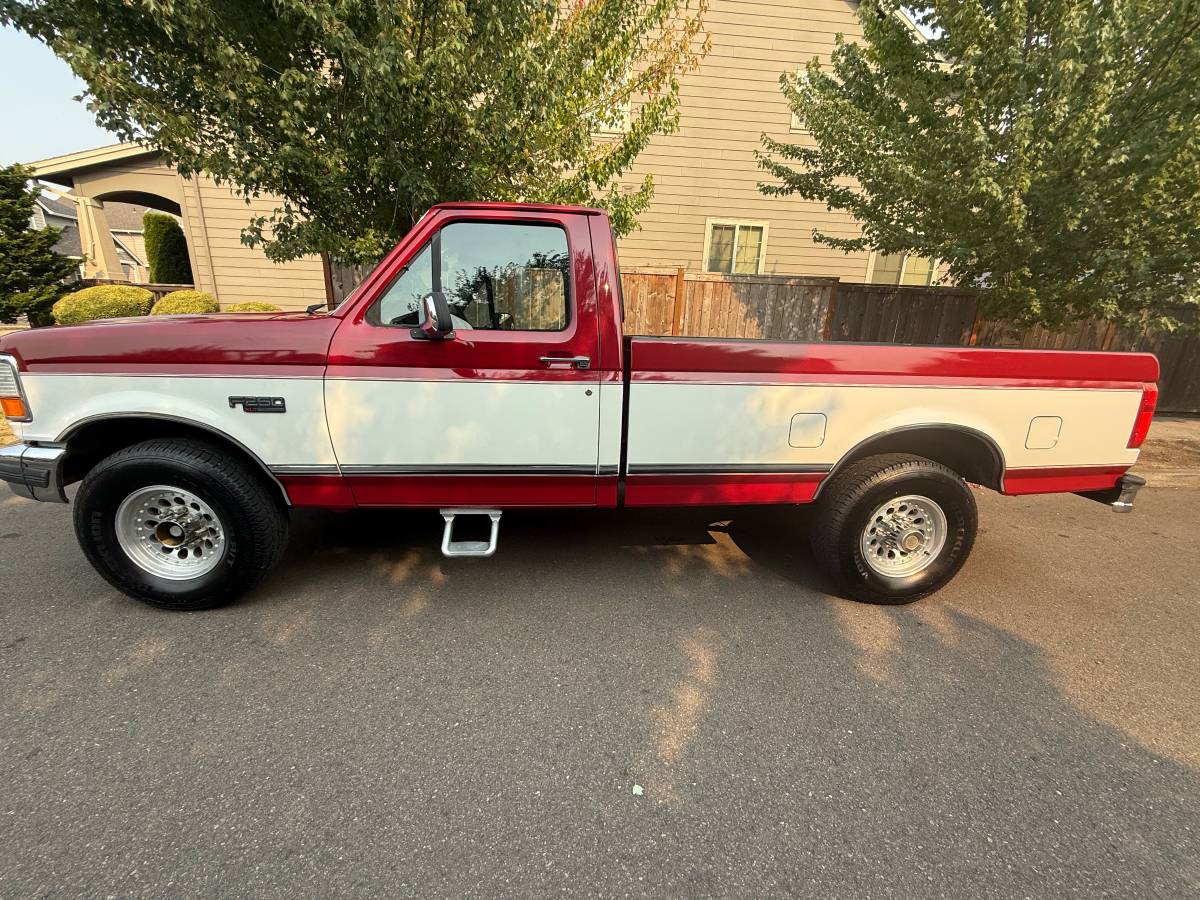 Ford-F250-xlt-lariat-rwd-1992-red