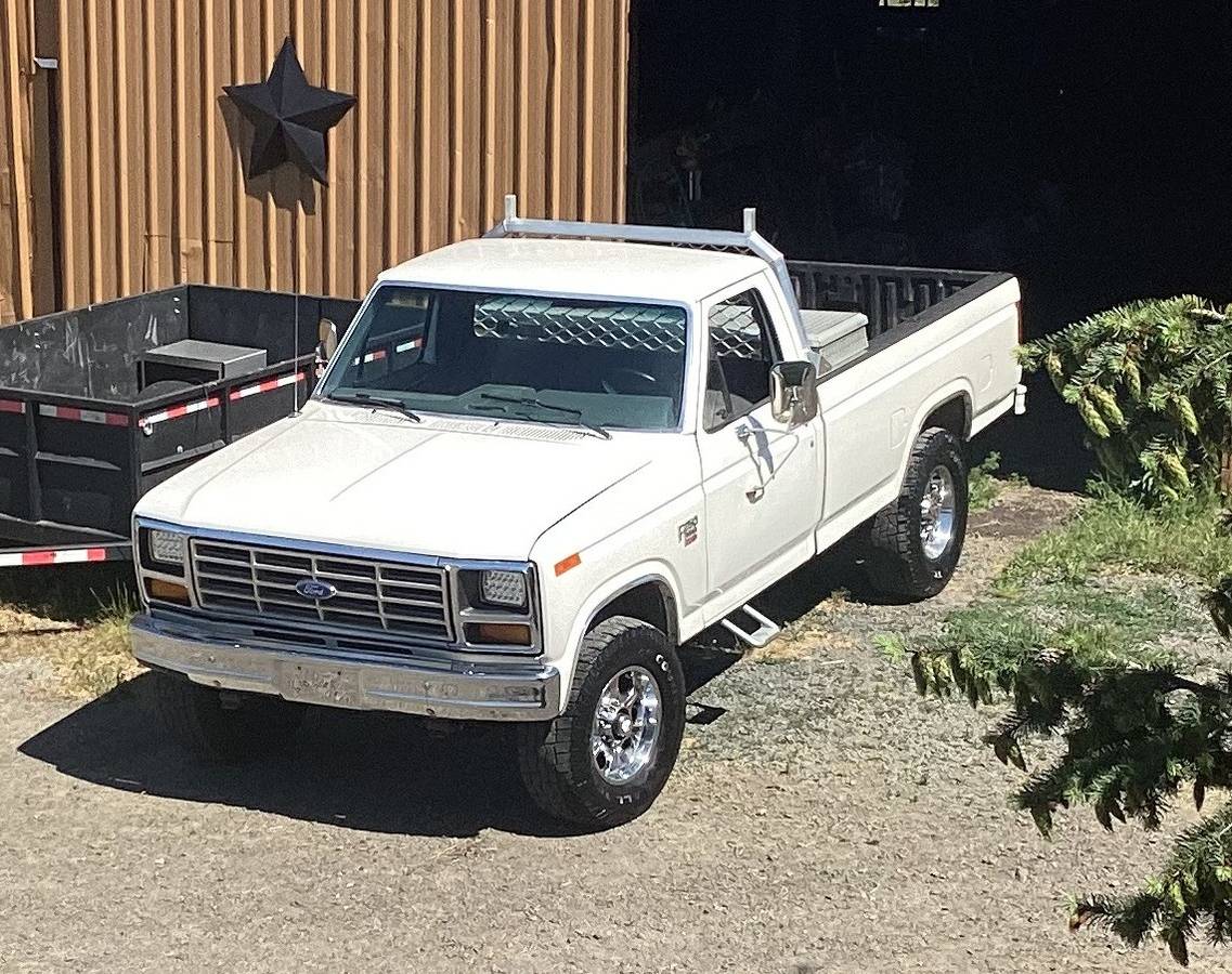 Ford-F250xlt-1984-white