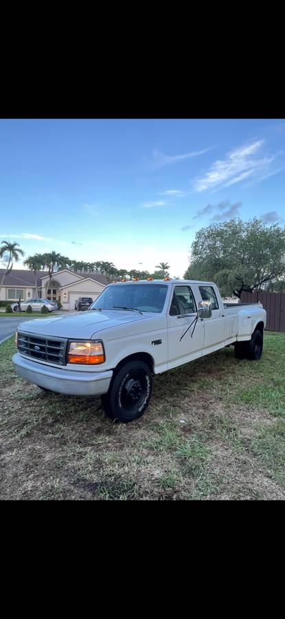Ford-F350-crew-cab-1994-white