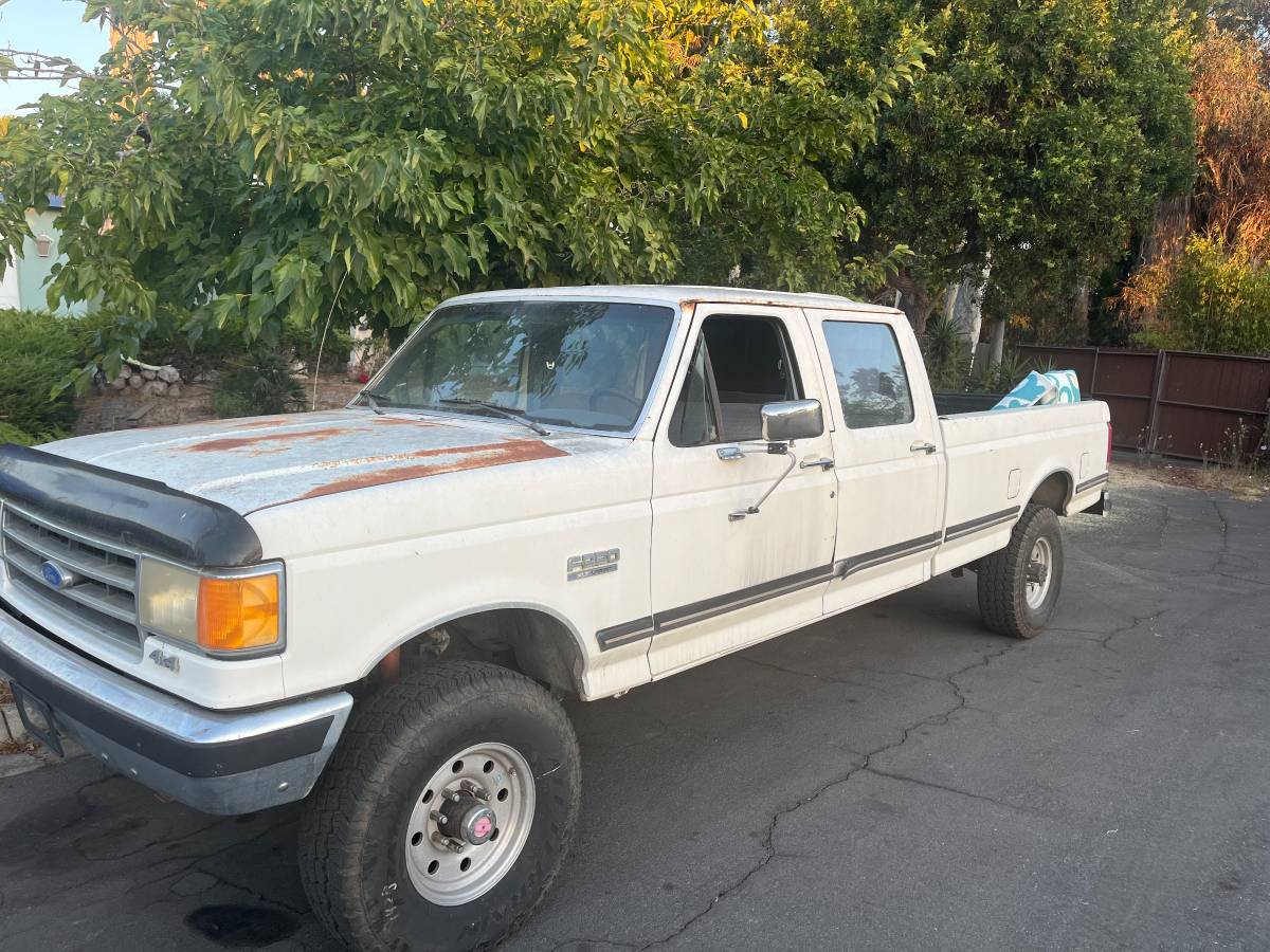Ford-F350-super-duty-4x4-1990-white