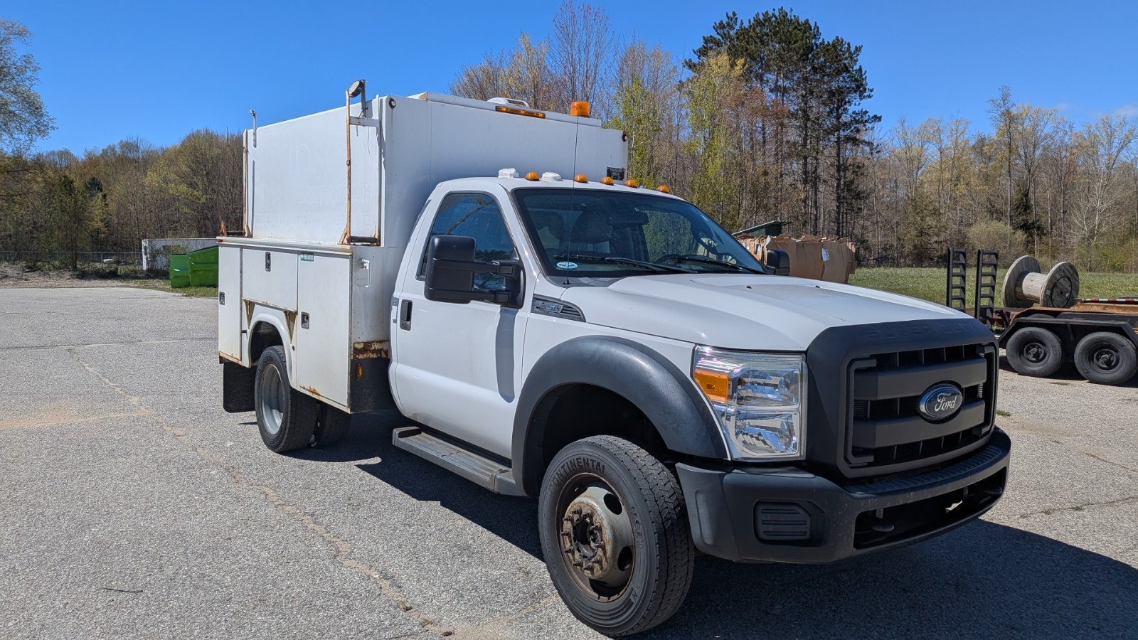 Ford-F450-1915-Commercial-Vehicle-Gray