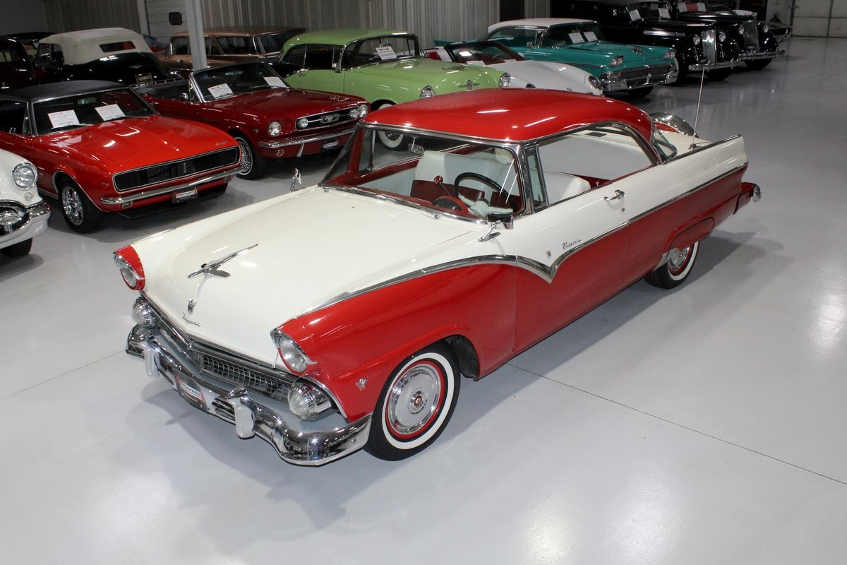 Ford Fairlane 1955