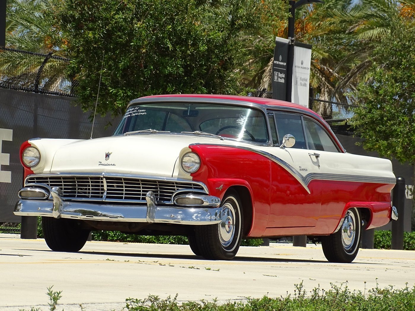 Ford Fairlane 1956