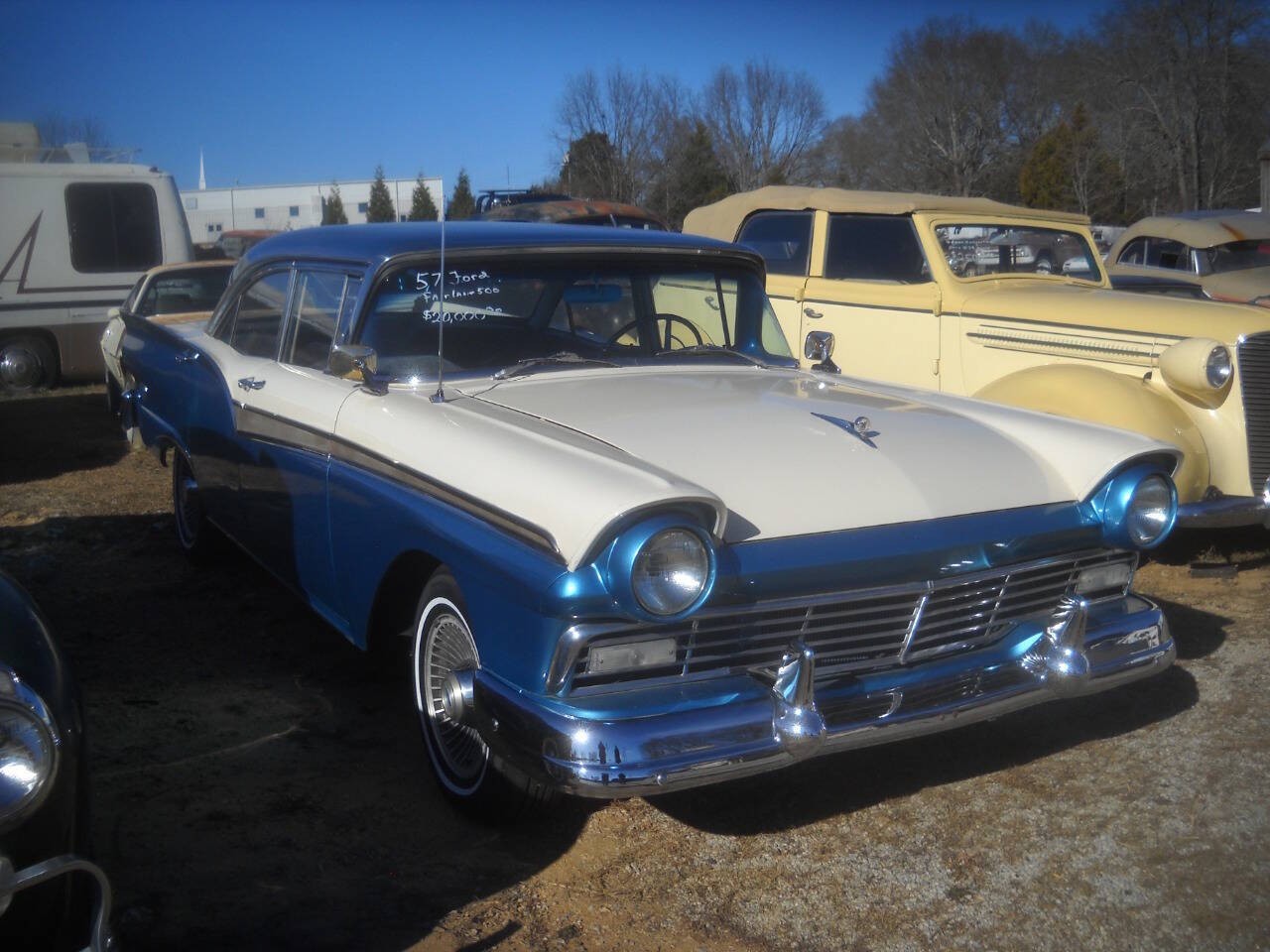 Ford Fairlane 1957
