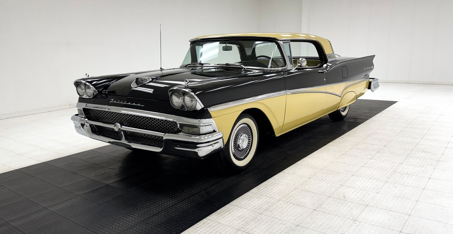 Ford Fairlane 1958