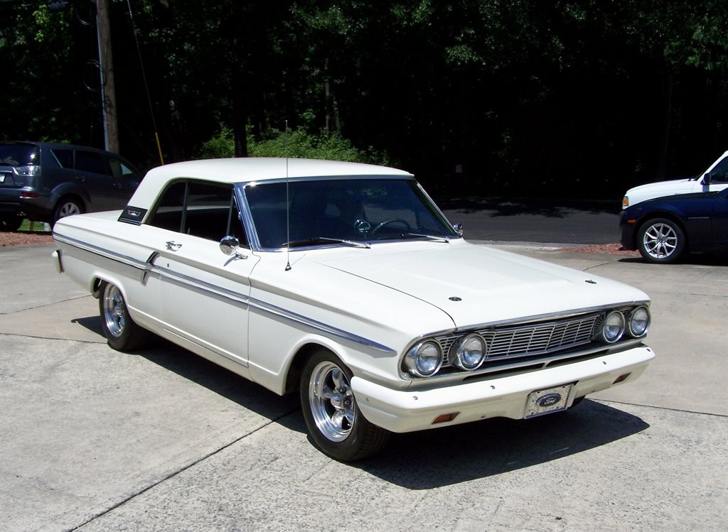 Ford-Fairlane-1964-Coupe-5-Speed-Black