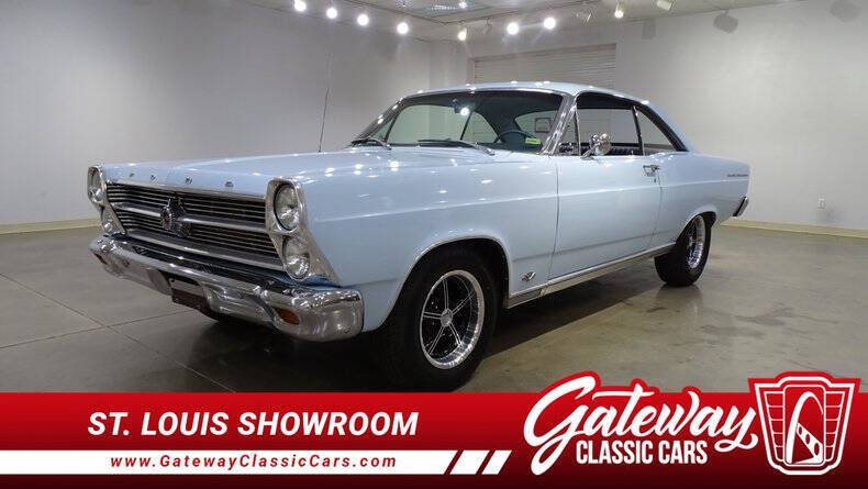 Ford-Fairlane-1966-Powder-Blue-Blue