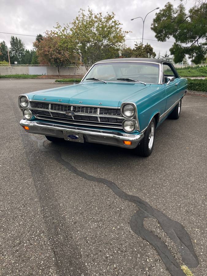 Ford-Fairlane-1967-blue