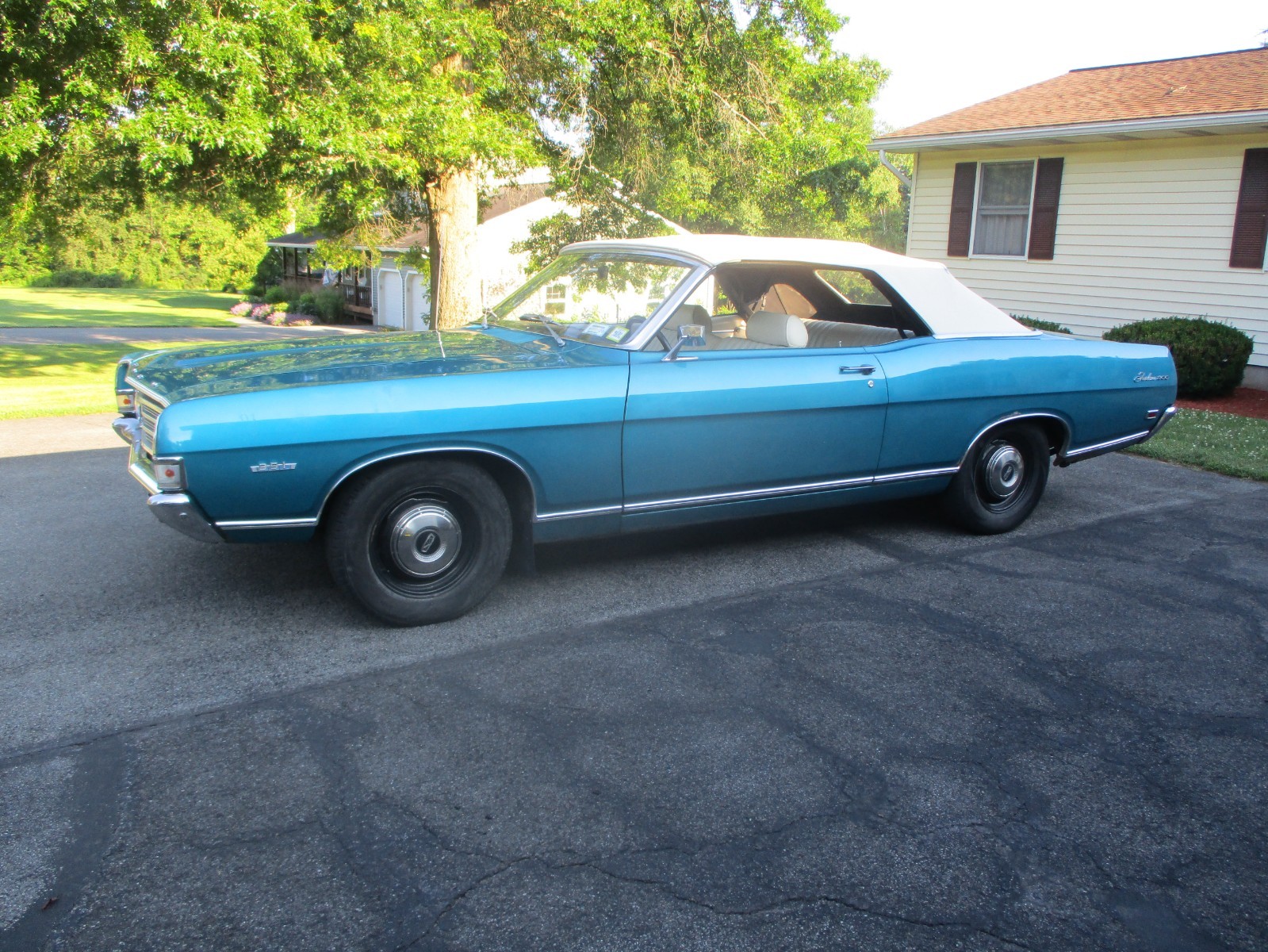 Ford-Fairlane-1969-Convertible-White