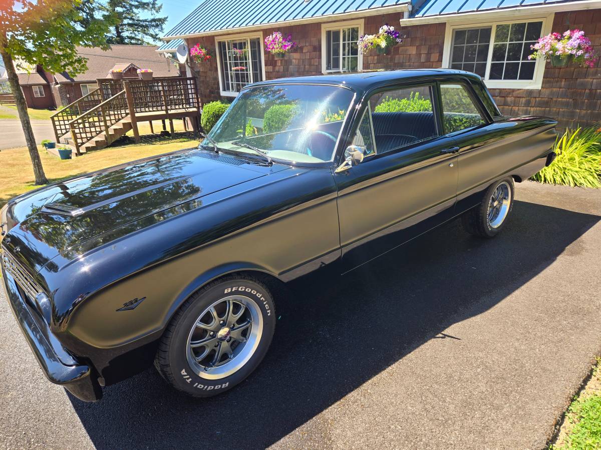 Ford-Falcon-1963-black