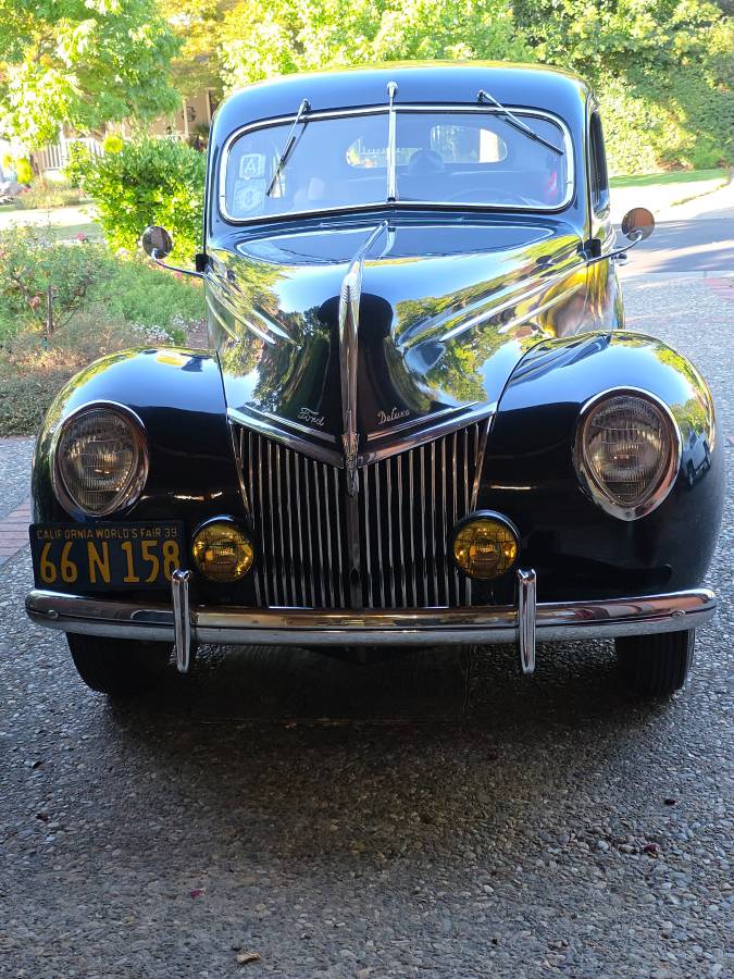 Ford-Fordor-sedan-deluxe-1939-blue