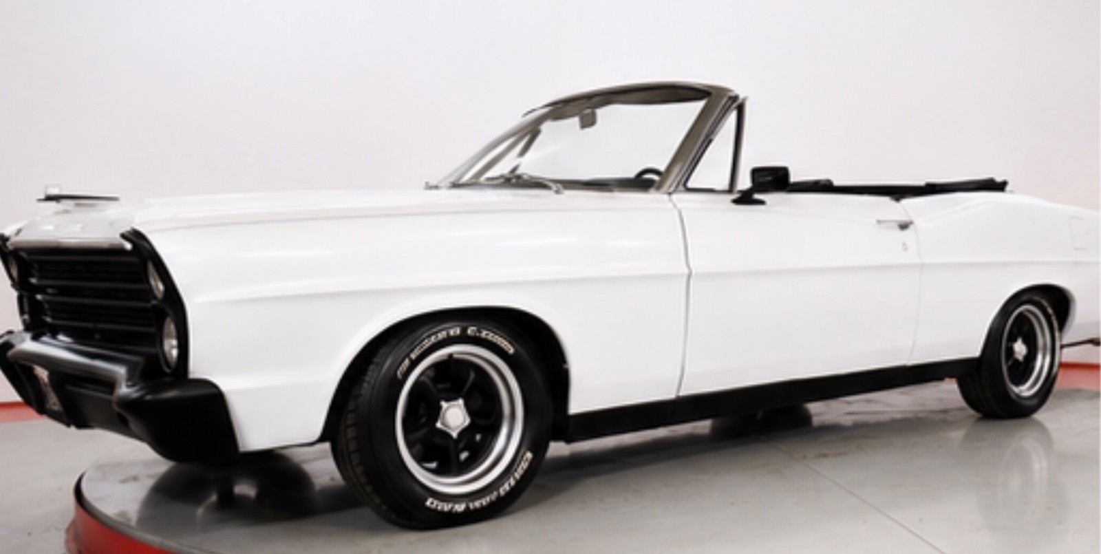 Ford-Galaxie-1967-Convertible-Black
