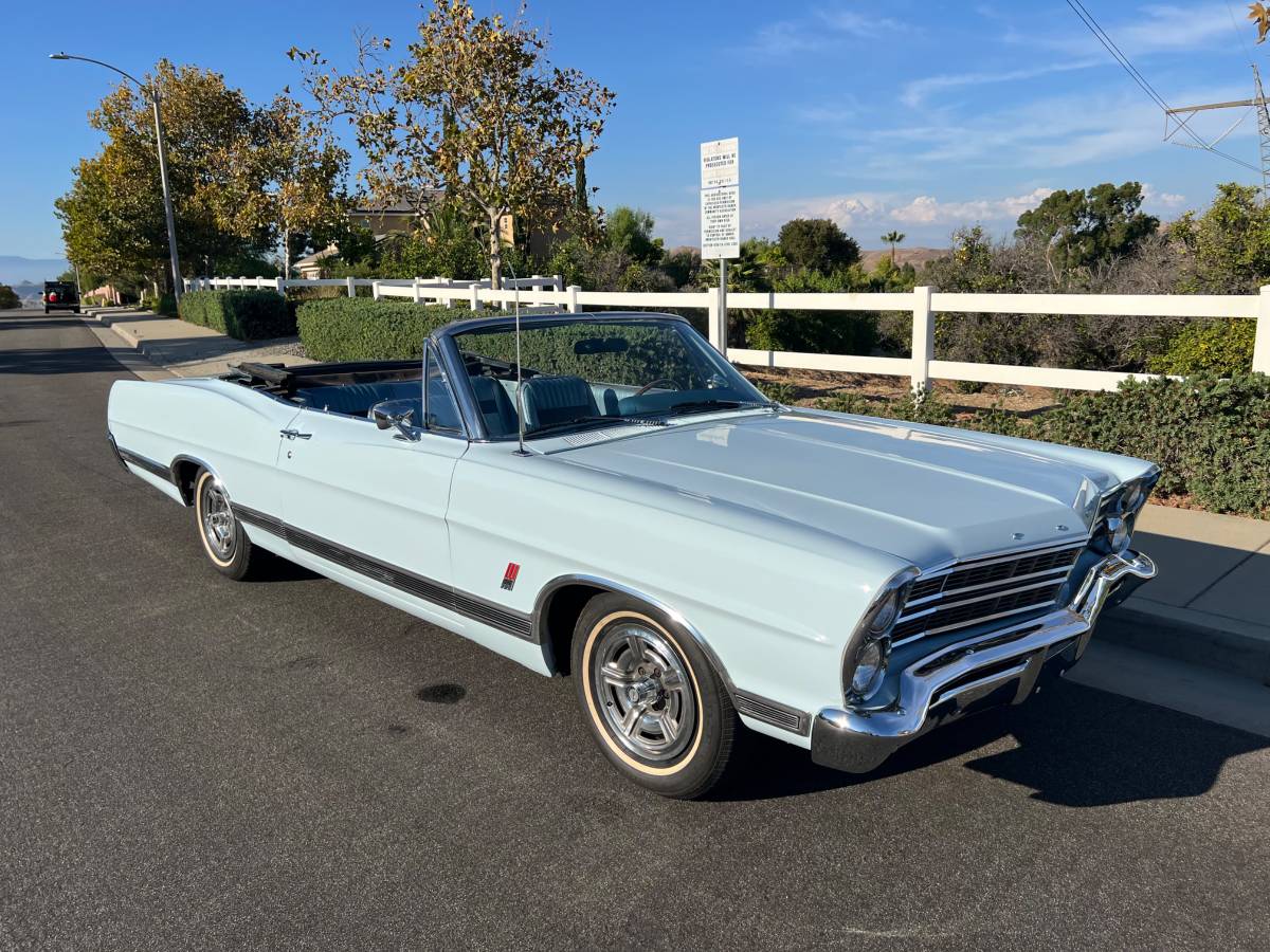 Ford-Galaxie-1967