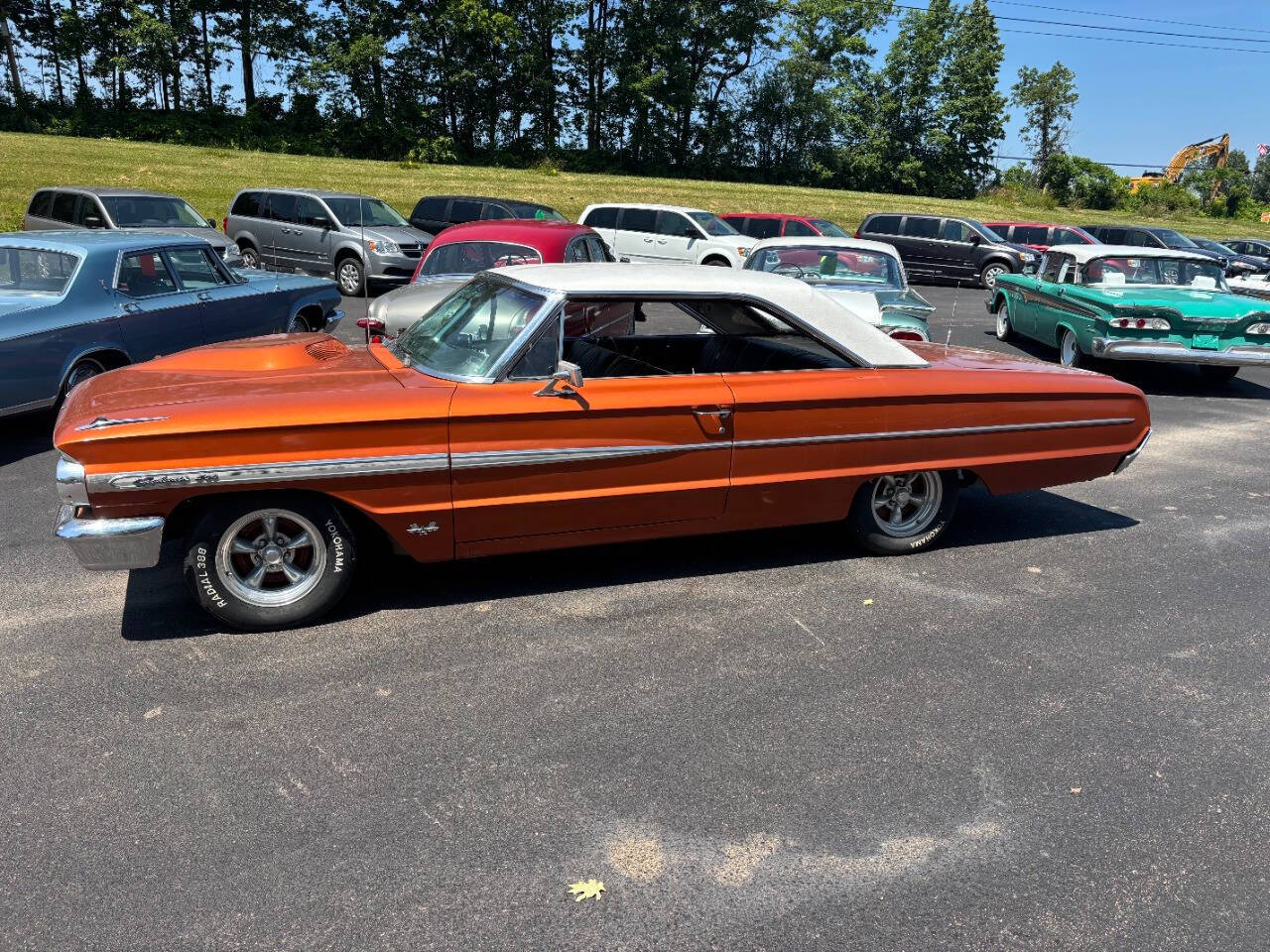 Ford-Galaxie-500-1964-Gold-Black