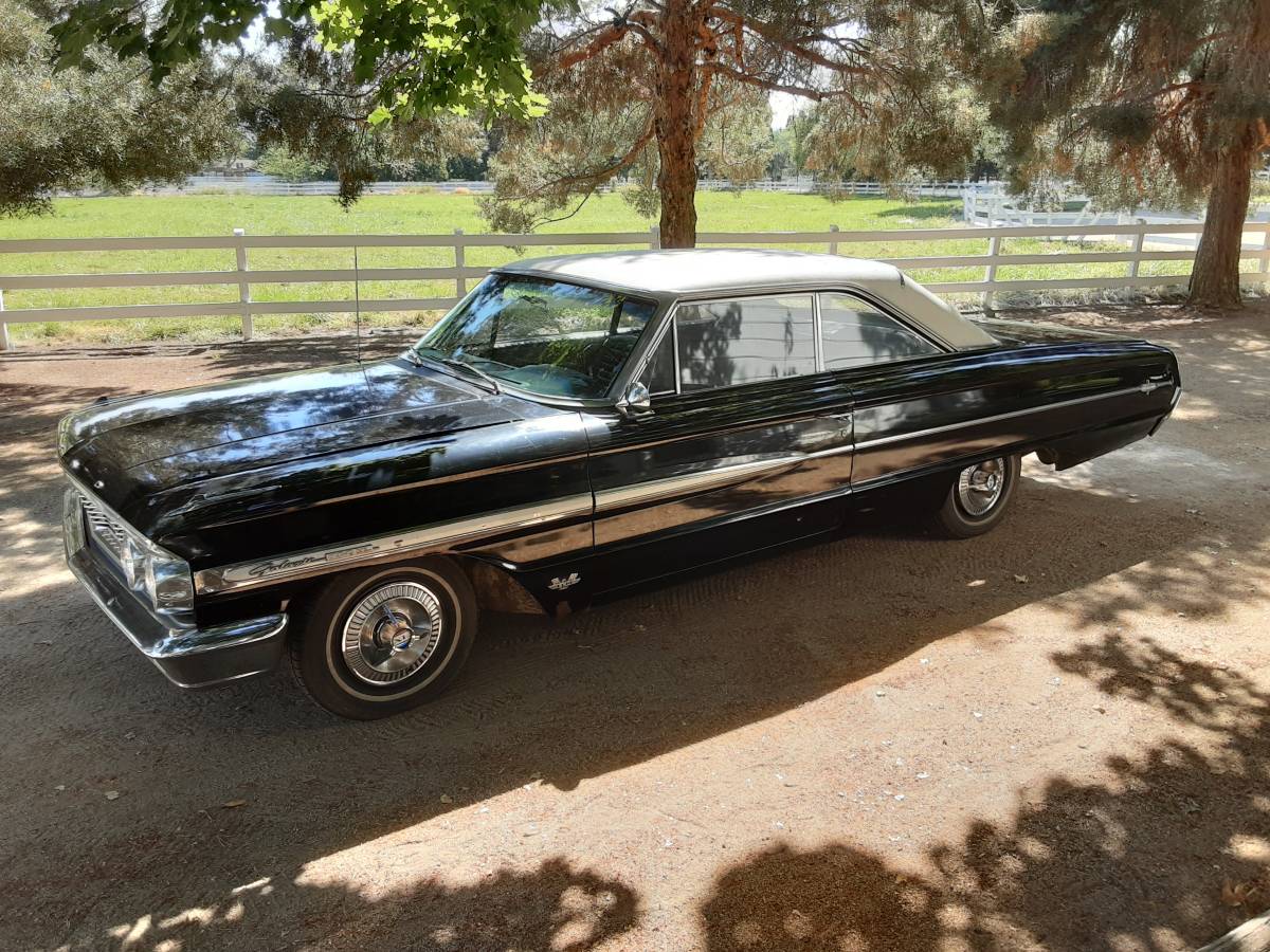 Ford-Galaxy-500xl-1964-black Ford-Galaxy-500xl-1964-black
