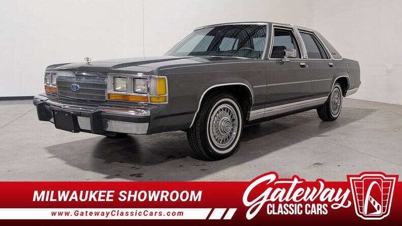 Ford-Ltd-crown-victoria-1988-Gray-Gray