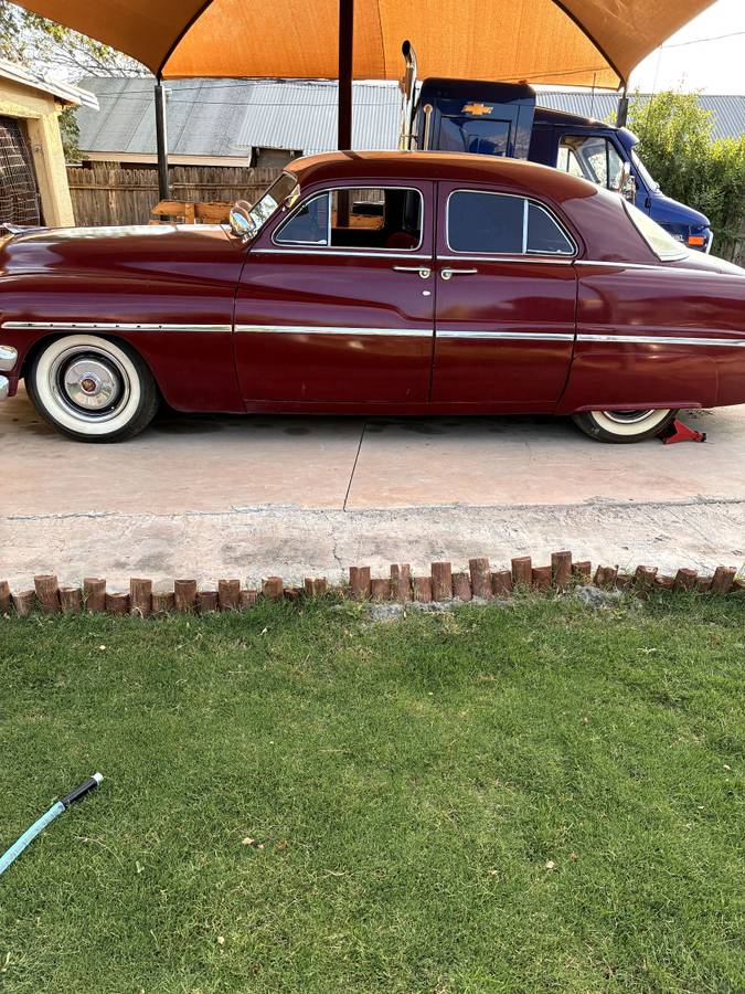 Ford-Mercury-suicide-doors-1951-red