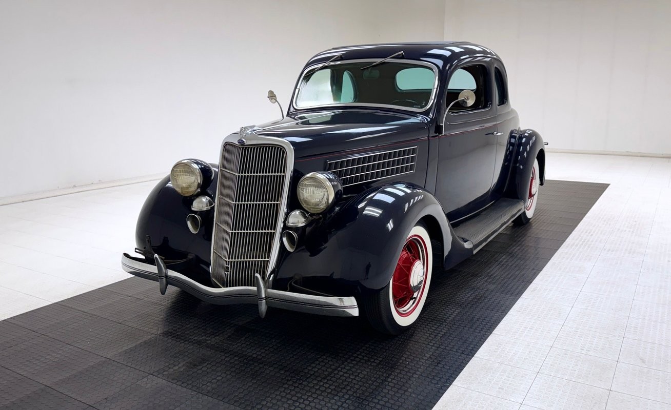 Ford-Model-48-1935-Coupe-Tan