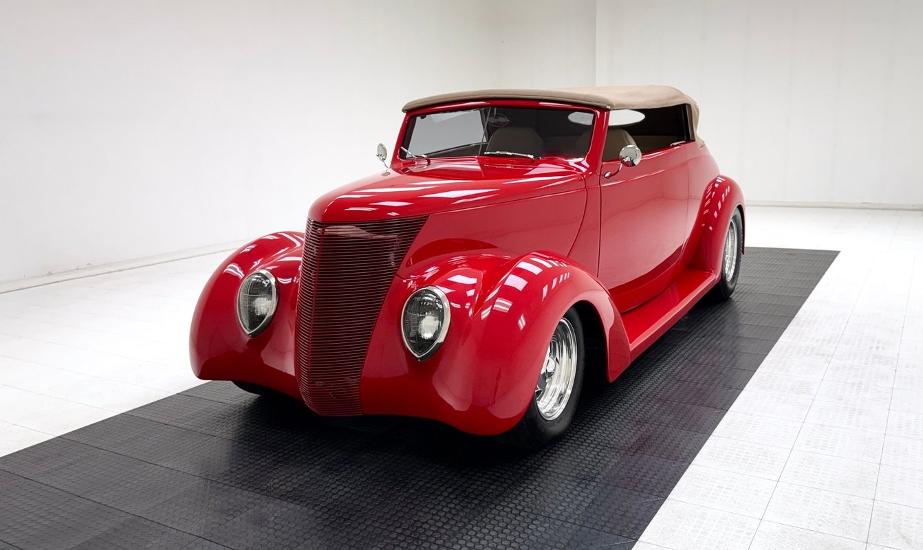 Ford-Model-48-1938-Convertible-Tan