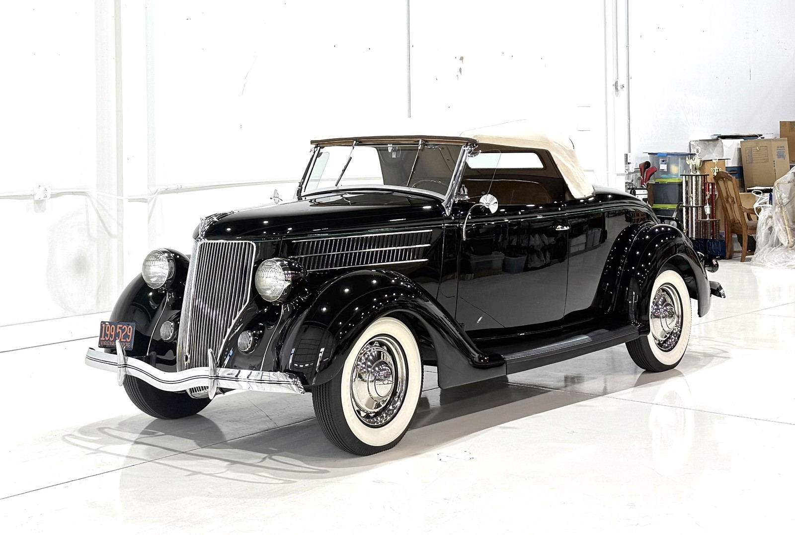Ford Model 68 Deluxe Roadster 1936