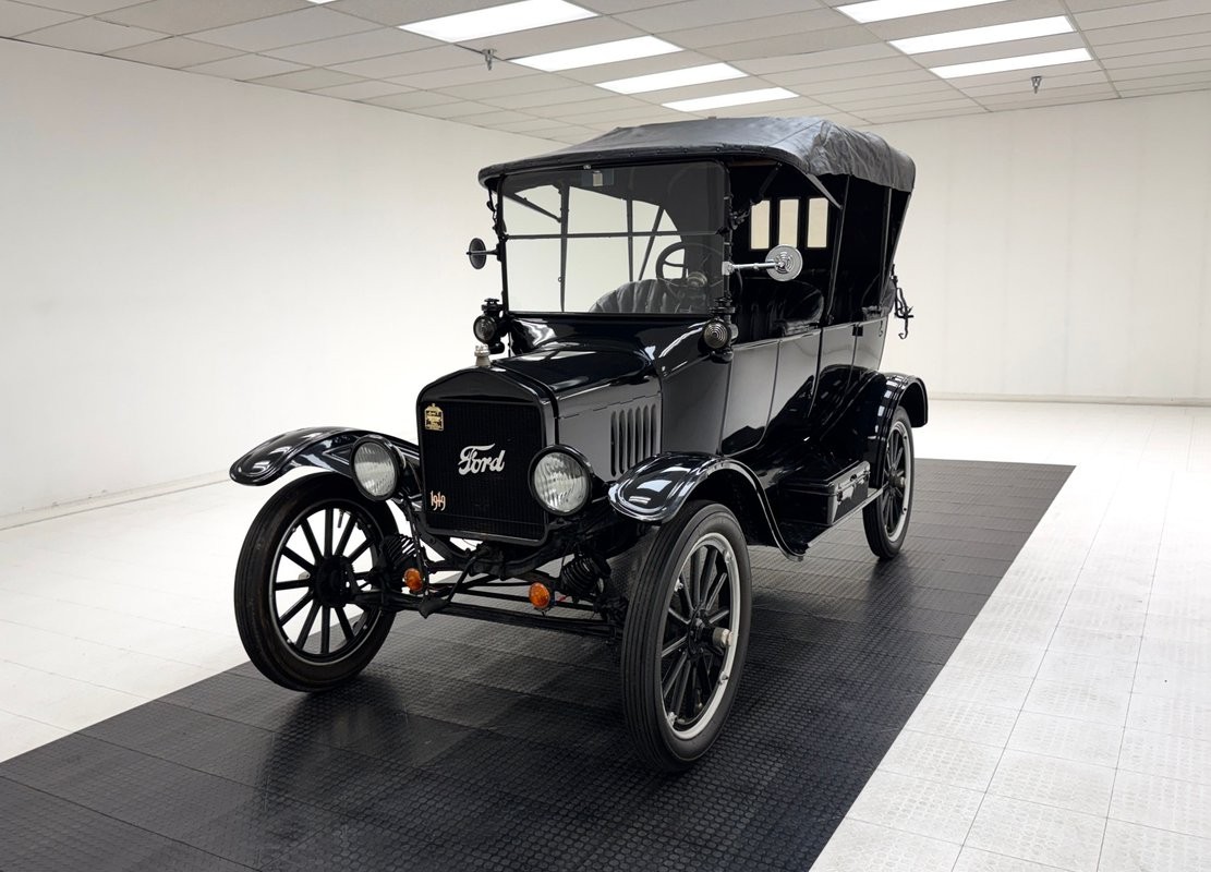 Ford Model T 1919