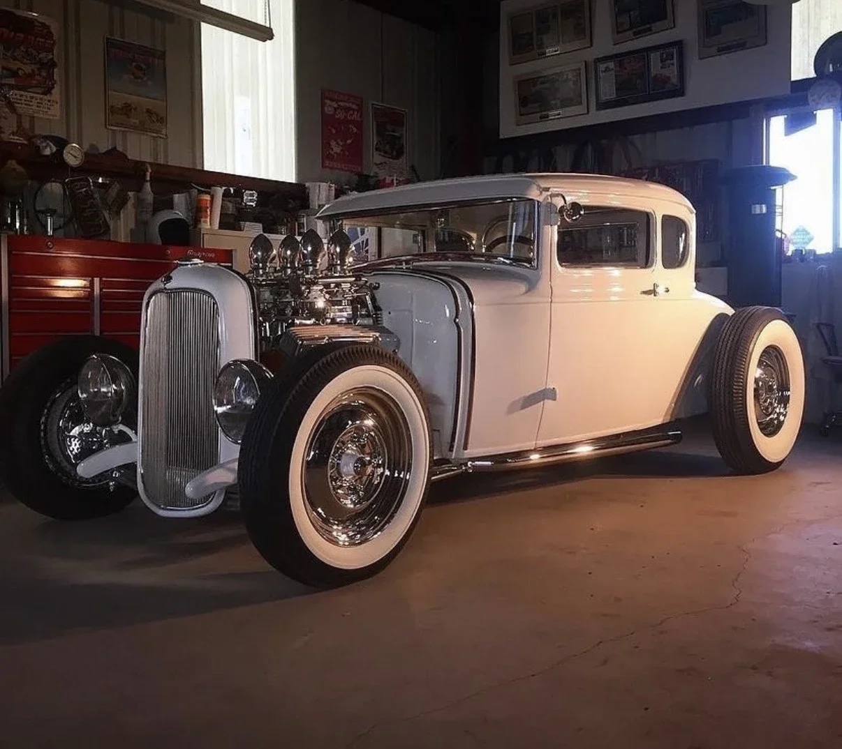 Ford-Model-a-1931-White-White