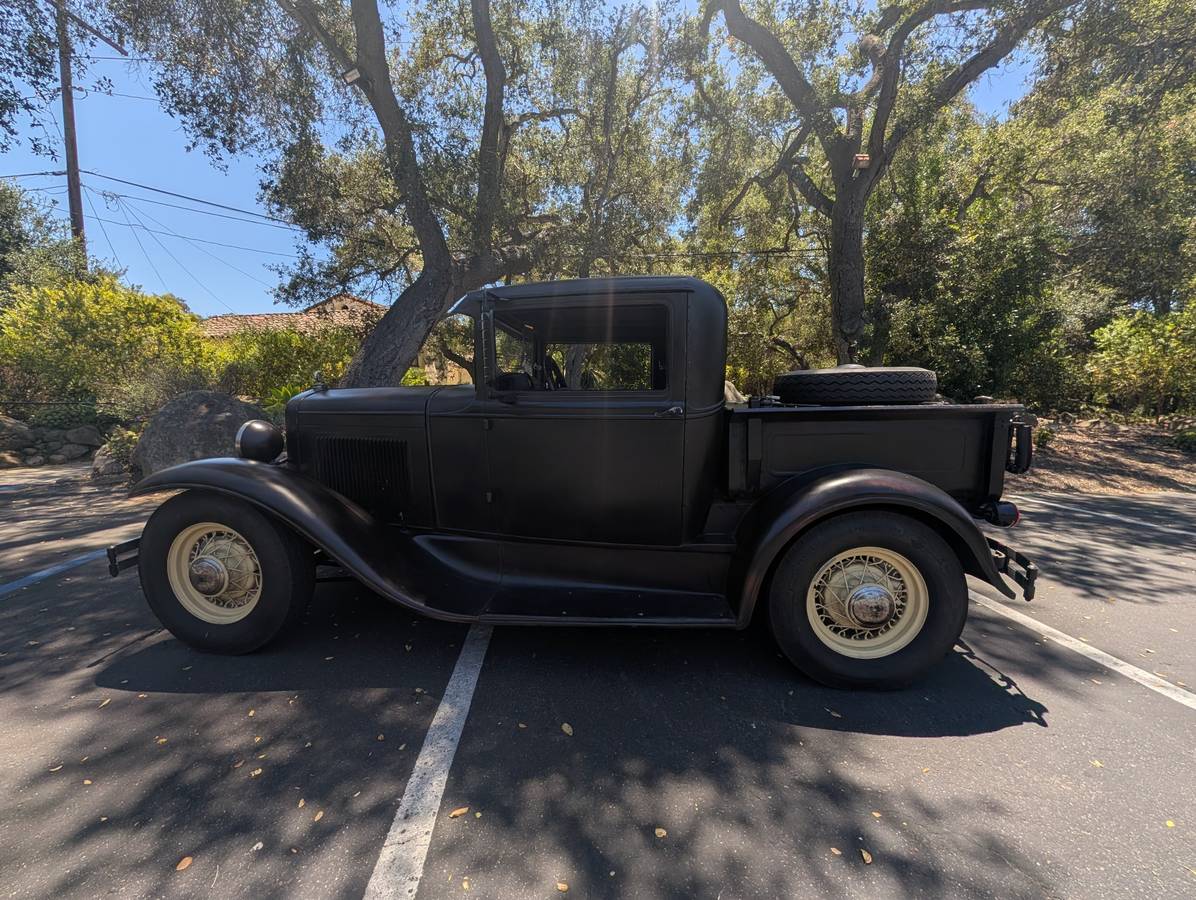 Ford-Model-a-pickup-1930-black